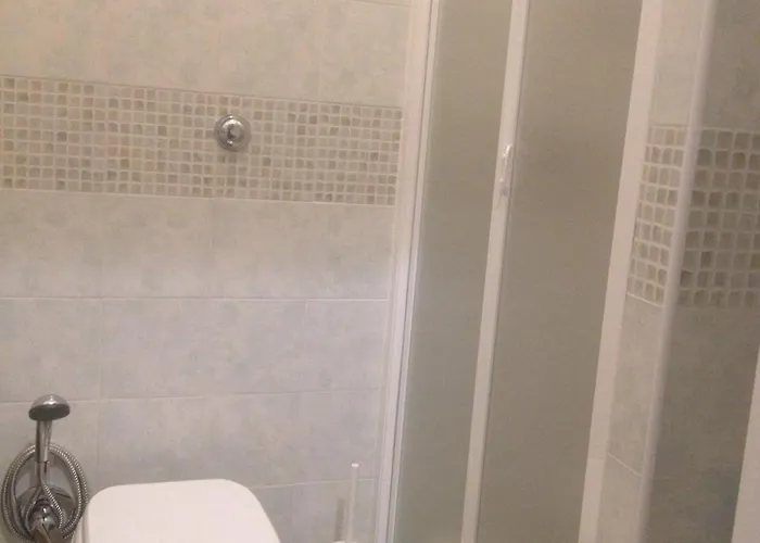 Quartieri'S House * Napoli